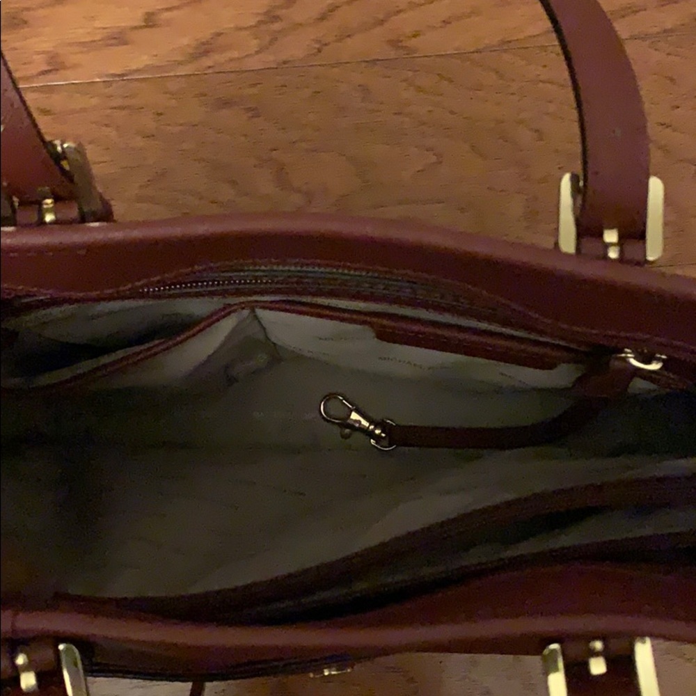 MK purse - Picture 6 of 8